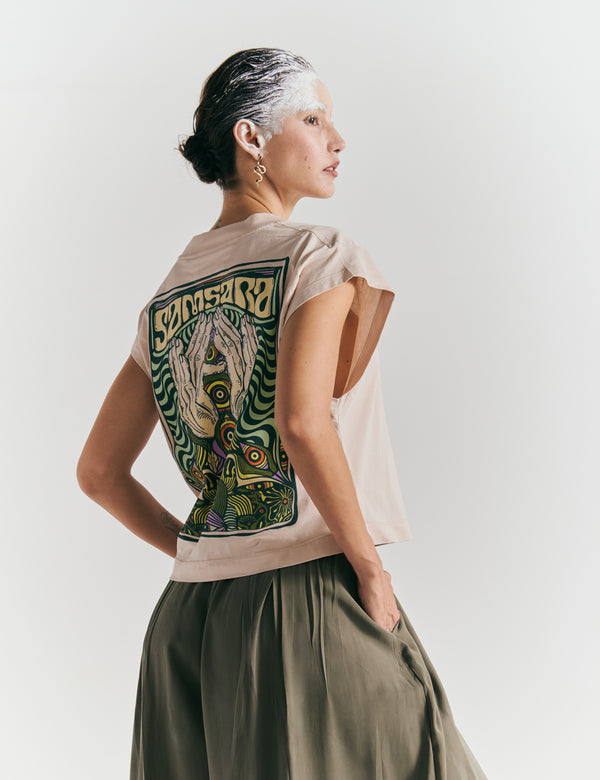 Women's Nirvana Curuba Helmet Sleeve T-Shirt