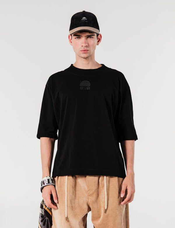 Brujula Black Oversized Cut T-Shirt Men's – FOU