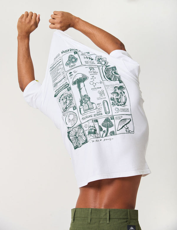 Oversize Fungi T-shirt – Raw/Off-white Unisex