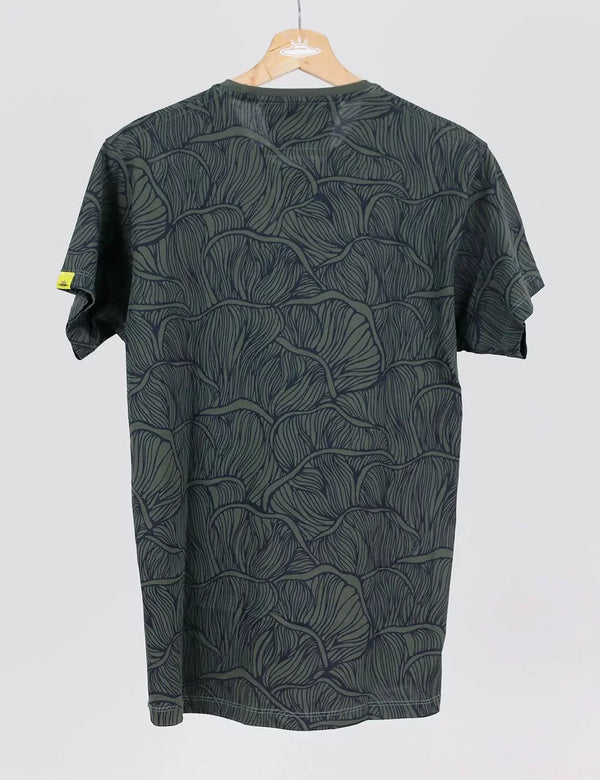 Cucumelo Men Green T-shirt