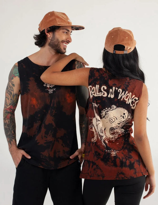 Oversized “Rolls N Waves” black tank top – Unisex