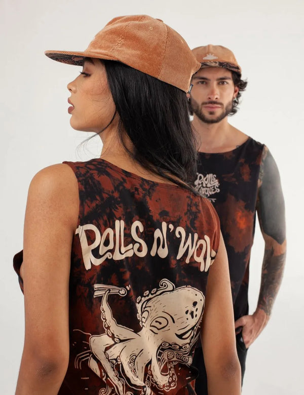 Oversized “Rolls N Waves” black tank top – Unisex