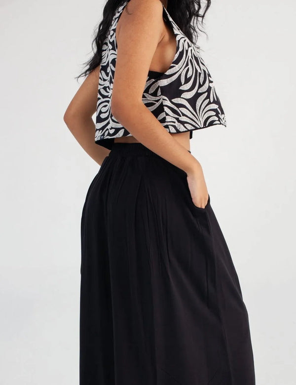 Arabia V-Neck Vest Black for Women