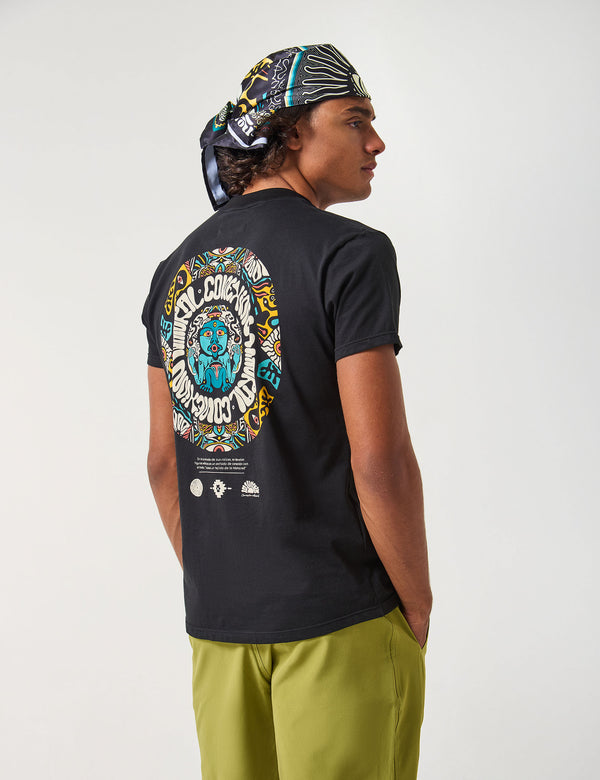 Model wearing Men's Regular Fit Natural Connection T-shirt